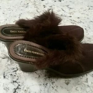 Enzo Angiolini Brown Suede Fur Trimmed Clogs EUC